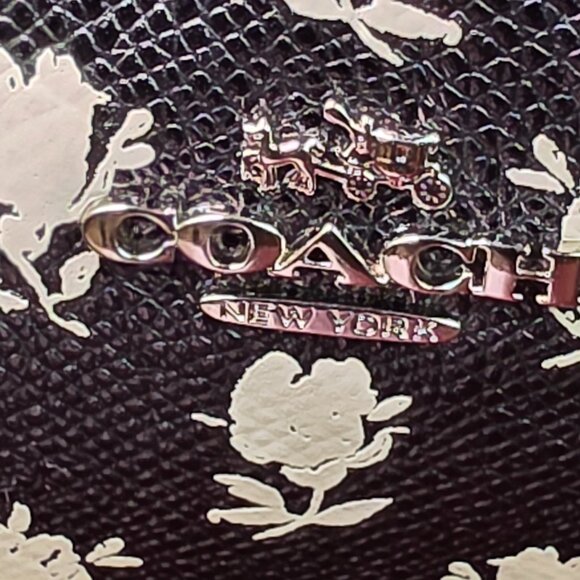 Coach Small B&W Floral Print Zipper Pouch/Wallet - Picture 4 of 7